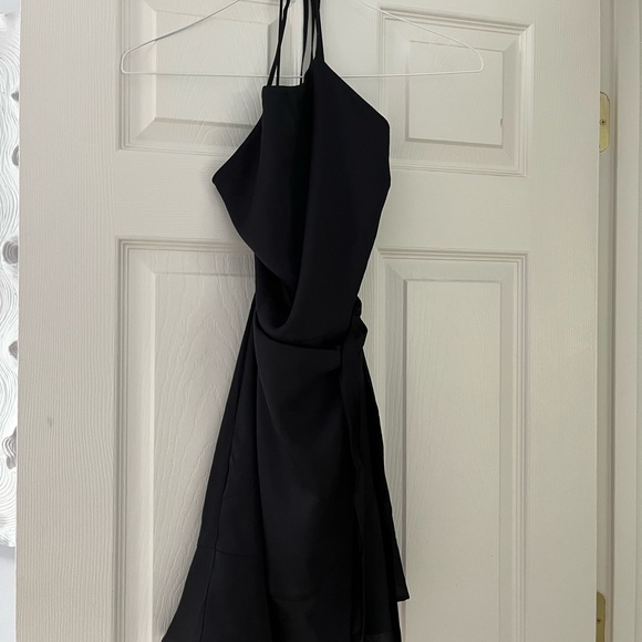 NWT Abercrombie Ruffle Hem Halter Dress - Picture 6 of 6